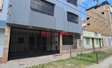 Vendo Departamento 2Do Piso En Calle Huascar Con Av. Los Incas Ao 50.70