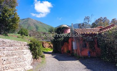 Se vende hermosa parcela con casa y piscina en condominio, sector los Naranjos, Curacavi