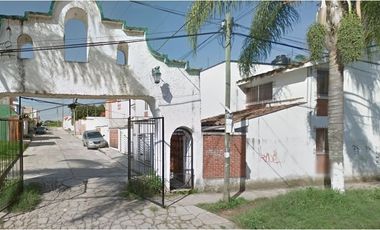 COHC (EMB) CASA EN VENTA DE CONTADO EN LOS OLIVOS VERACRUZ