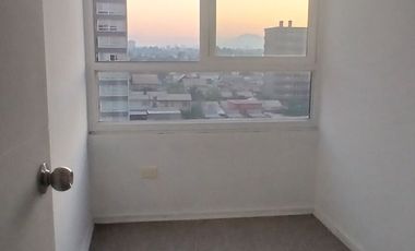 METRO LO OVALLE 3 dormitorios 1 baño