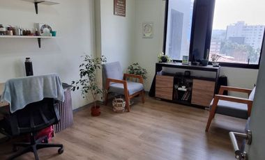 OFICINA CENTRO 2 PRIVADOS SALA DE ESPERA STUDIO SUR