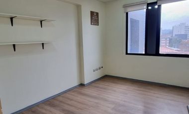 OFICINA CENTRO 2 PRIVADOS SALA DE ESPERA STUDIO SUR