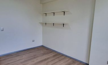 OFICINA CENTRO 2 PRIVADOS SALA DE ESPERA STUDIO SUR