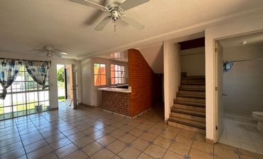 Venta de Casa en Condominio en Conjunto Jacarandas I y II, Yautepec, Morelos