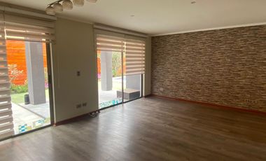 Excelente Oportunidad! Hermosa Casa con piscina en Venta  con 302 mts de superficie y 179 mts construidos en Valle del Mar, Antofagasta