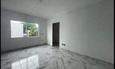 RENTO CASA EN COL REVOLUCION CON TODOS LOS SERVICIOS