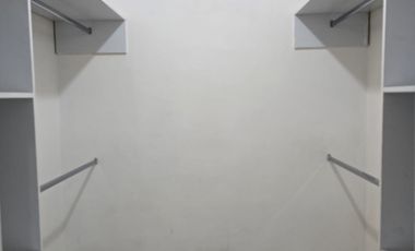 CASA EN RENTA AL ORIENTE DE SALTILLO EN FRACCIONAMIENTO CERRADO VALLE DE LOS ALMENDROS FRENTE A PARQUE