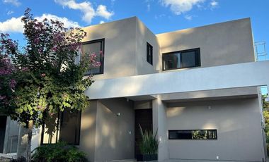 Casa en Venta en Real de Tetela – Zona Norte de Cuernavaca