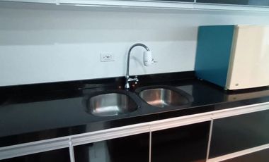 SE VENDE HERMOSA CASA ESQUINERA EN LA PAMPA