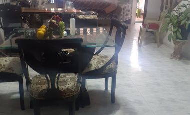 SE VENDE HERMOSA Y AMPLIA CASA