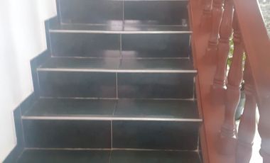 SE VENDE HERMOSA Y AMPLIA CASA