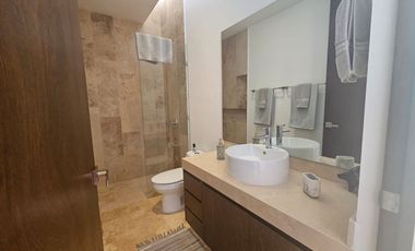 CASA EN VENTA EQUPADA EN PRIVADA TAMORA CONKAL