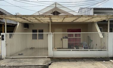Rumah Semi Furnished Siap Huni Lokasi Perumahan Pondok Tjandra Indah Waru Sidoarjo