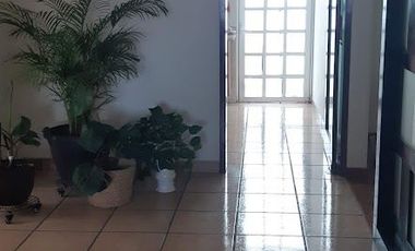 Venta Excelente Residencia en Privada Arboledas, 5 recámaras muy amplia