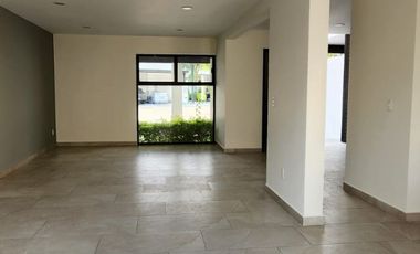 Rento hermosa casa Fracc Sierra Nogal $21,000.00 inc. mtto.