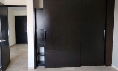 Rento hermosa casa Fracc Sierra Nogal $21,000.00 inc. mtto.