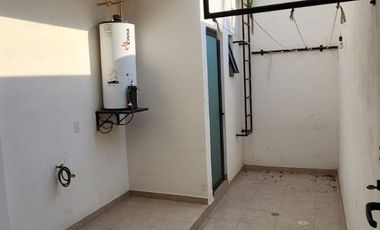 Rento hermosa casa Fracc Sierra Nogal $21,000.00 inc. mtto.