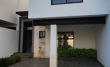 Rento hermosa casa Fracc Sierra Nogal $21,000.00 inc. mtto. negociable