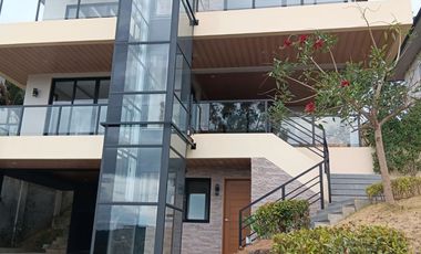 RFO: Windsor House and Lot with Elevator at The Perch, Antipolo City