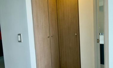 SE ARRIENDA DEPTO ESTUDIO 30MTS2, MONEDA 1617 SANTIAGO