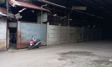 Gudang Komersil 6898 m2 lokasi Pinggir Jalan Ciledug-Cipondoh, siap Pakai