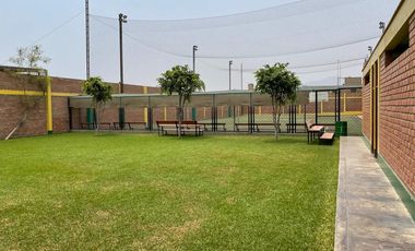 Venta De Local Comercial En Av. Jose Saco Rojas - Carabayllo