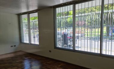 OFICINA EN VICTOR LAMAS