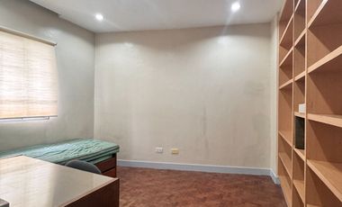 4 Bedroom Condo for sale in Binondo manila near Universities