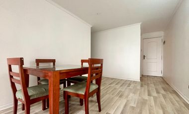 Oportunidad! 2 Dormitorios + 2 Baños + Estacionamiento Y Bodega. Santiago Centro