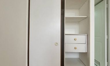 Oportunidad! 2 Dormitorios + 2 Baños + Estacionamiento Y Bodega. Santiago Centro