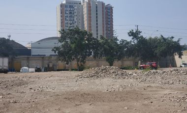 SE VENDE TERRENO DE 16,634 M2 EN PLENA AV ARGENTINA ZONIF I2