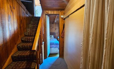CASA A 2 CUADRAS DE AV. CONCON REÑACA, A PASOS DE PLAZA EL PRADO