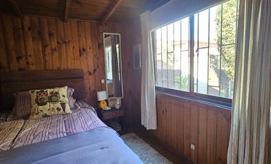 CASA A 2 CUADRAS DE AV. CONCON REÑACA, A PASOS DE PLAZA EL PRADO