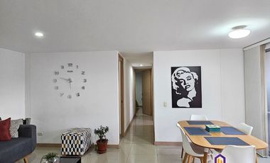 Apartamento de 3 alcobas en venta. Sabaneta, Tres Esquinas