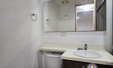 Apartamento de 3 alcobas en venta. Sabaneta, Tres Esquinas
