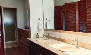 RENTA CASA AMUEBLADA EN CONDOMINIO CON VIGILANCIA 24/7 BUENAVISTA, CUERNAVACA $35,000.00