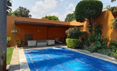 RENTA CASA AMUEBLADA EN CONDOMINIO CON VIGILANCIA 24/7 BUENAVISTA, CUERNAVACA $35,000.00