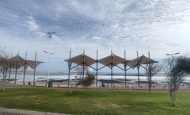 Se vende Propiedad Comercial en Avenida Costanera Arturo Prat con Obispo Labbe