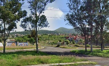 VENTA DE GRANDE CASA EN CIRCUITO ZUMPANGO, COL.LOMAS DE LA MAESTRANZA, MORELIA, MICHOACÁN
