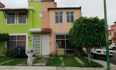 VENTA DE GRANDE CASA EN CIRCUITO ZUMPANGO, COL.LOMAS DE LA MAESTRANZA, MORELIA, MICHOACÁN