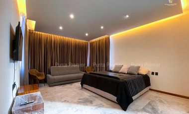 Casa de Lujo en Venta en Puerta las Lomas Coto con Amenidades