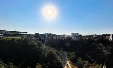 Casa de Lujo en Venta en Puerta las Lomas Coto con Amenidades