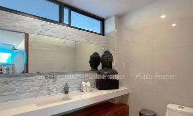 Casa de Lujo en Venta en Puerta las Lomas Coto con Amenidades