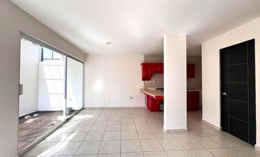 Casa en Venta en Puerta de Piedra con 64 m2 de terreno excedente