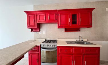 Casa en Venta en Puerta de Piedra con 64 m2 de terreno excedente