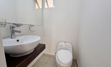 Casa en Venta en Puerta de Piedra con 64 m2 de terreno excedente