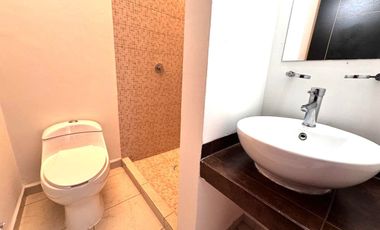 Casa en Venta en Puerta de Piedra con 64 m2 de terreno excedente