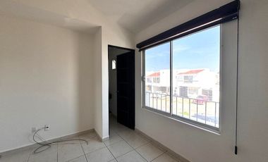 Casa en Venta en Puerta de Piedra con 64 m2 de terreno excedente