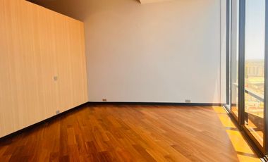 Renta o venta de departamento en Torre Abric con excelente cercanía a avenidas principales.