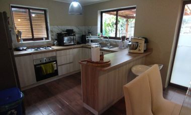 Excelente casa remodelada en Altos de Chiguayante